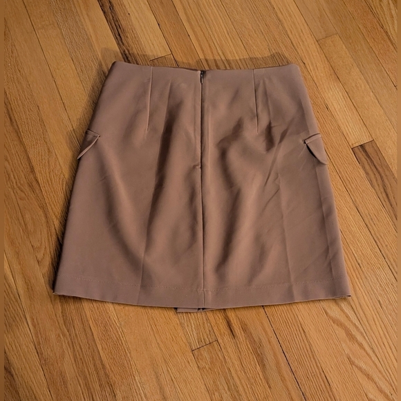 Dynamite Brown Skirt with Stylish Accents - Picture 3 of 3